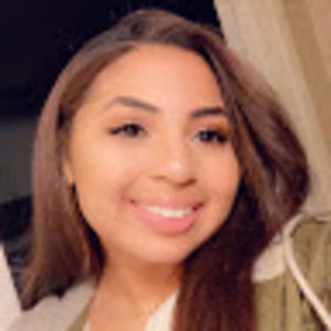 Meet your Posher, Sanaa